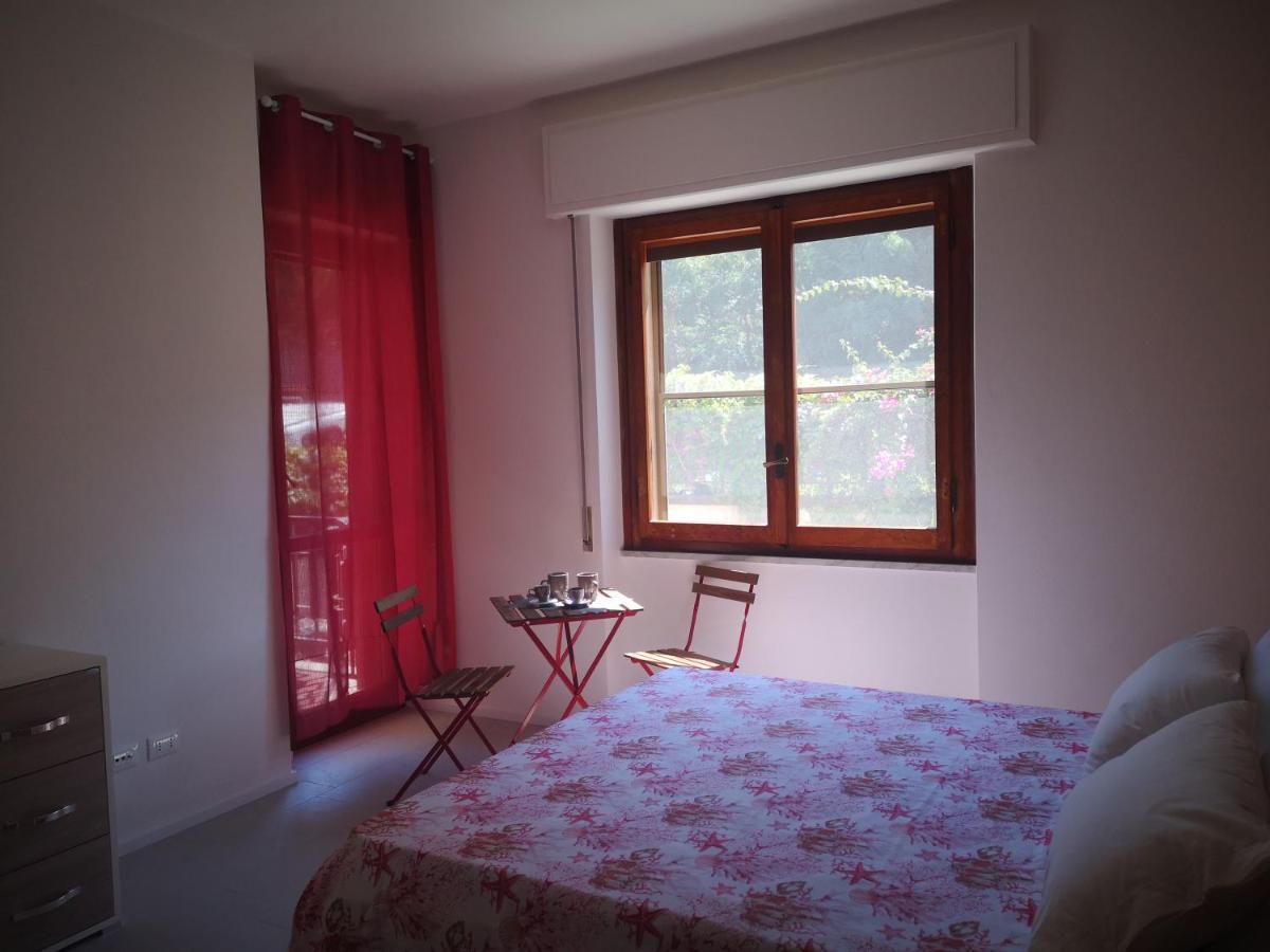 Il Giardino Di Anna - Charming Rooms In Cagliari Exteriör bild