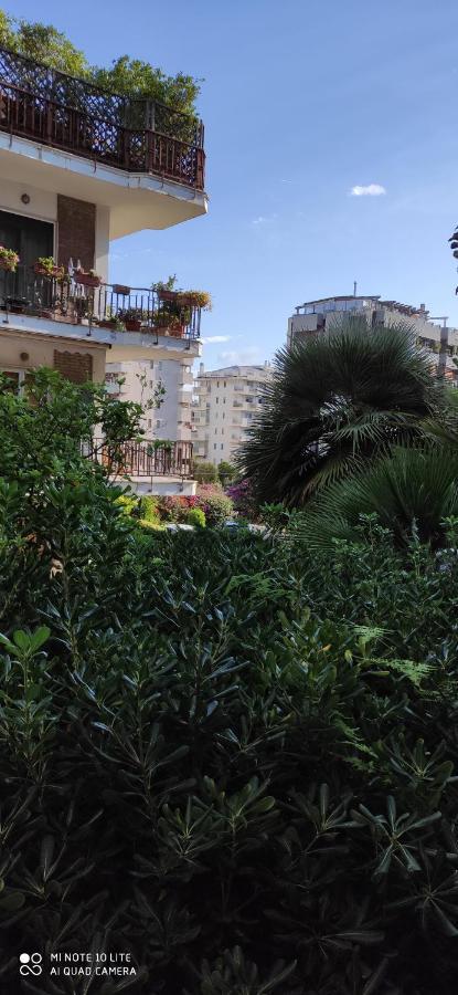 Il Giardino Di Anna - Charming Rooms In Cagliari Exteriör bild